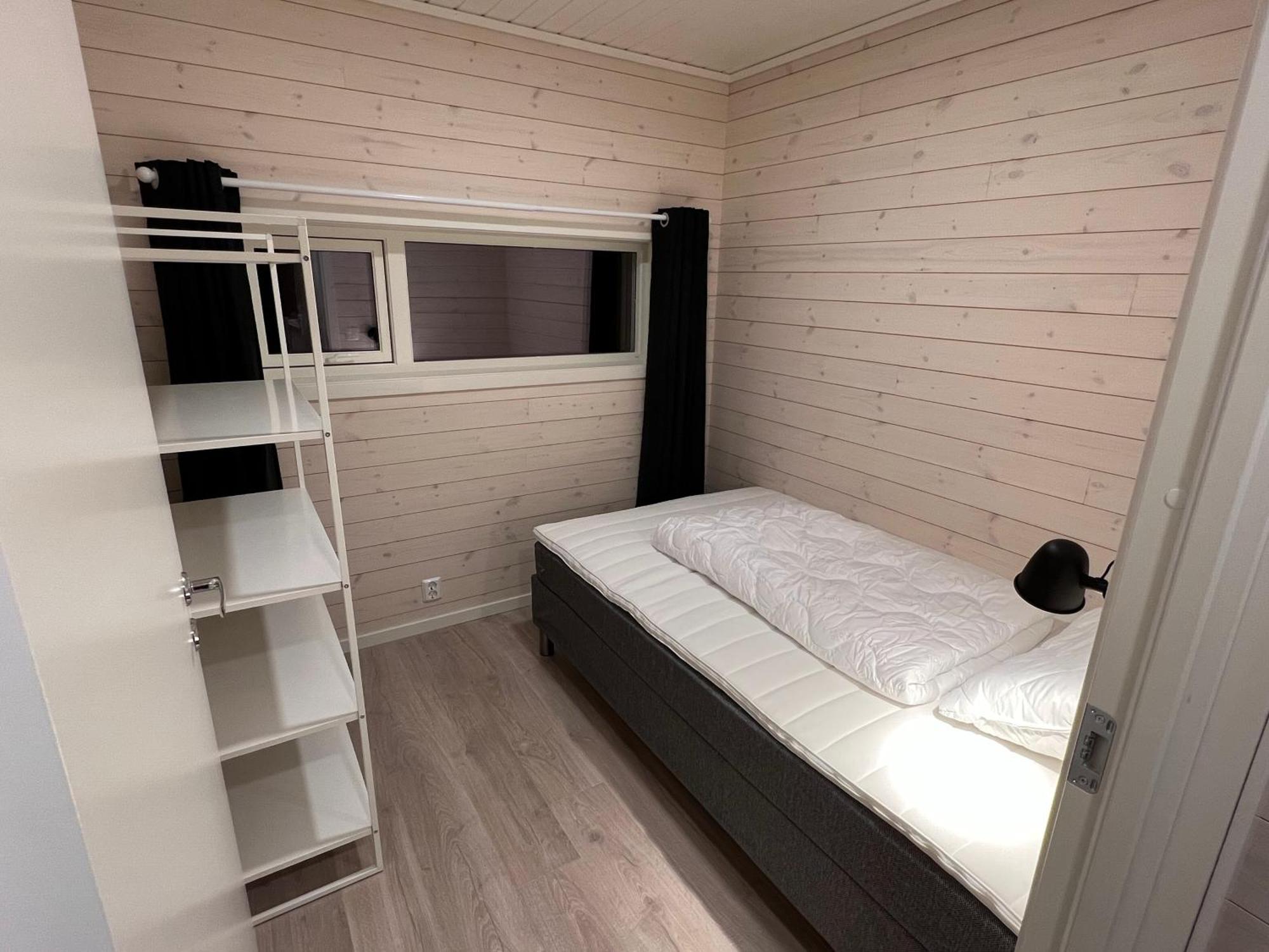 Holiday home Rorbu I Havn Bud
