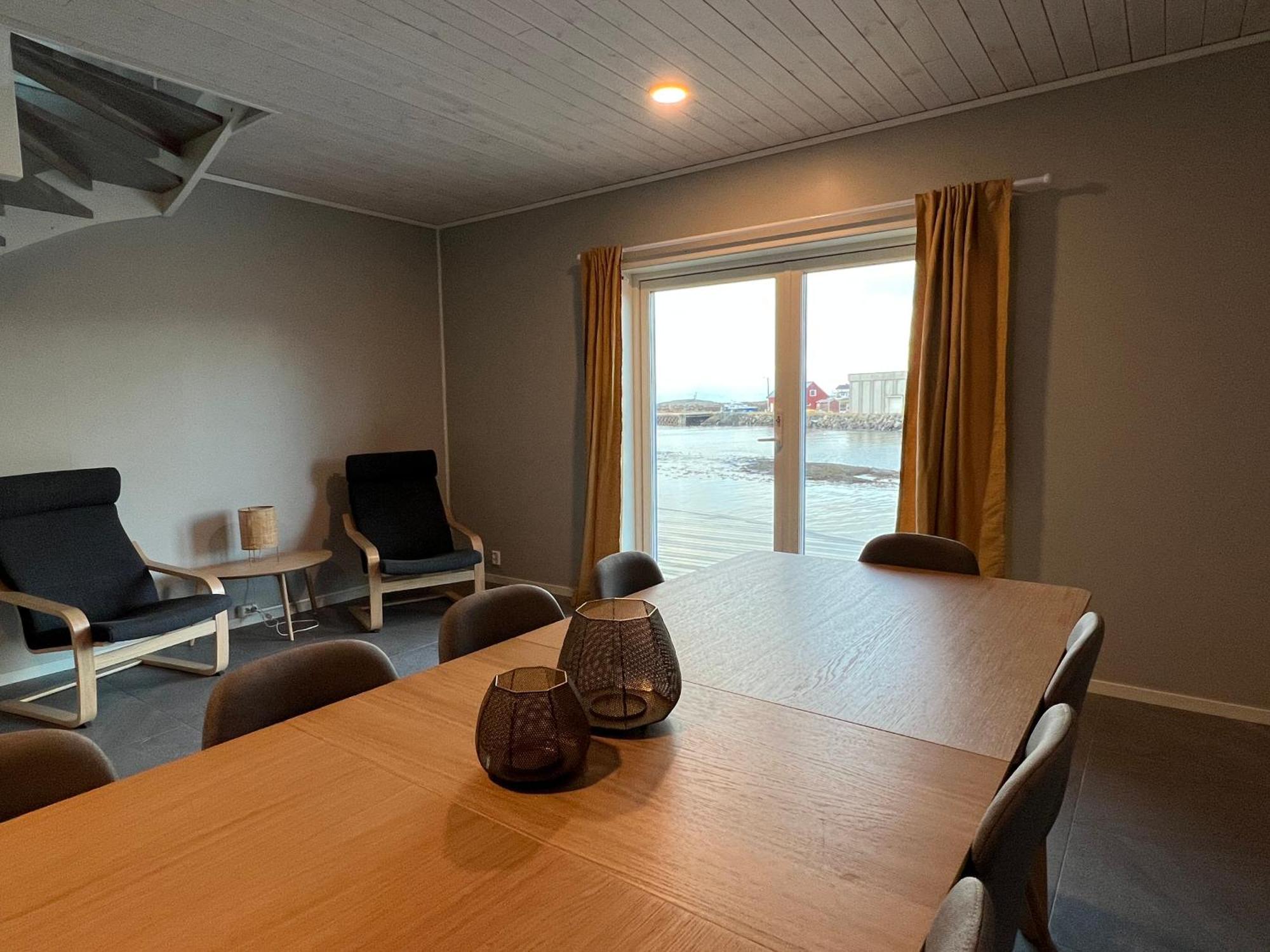 Rorbu I Havn Holiday home Bud